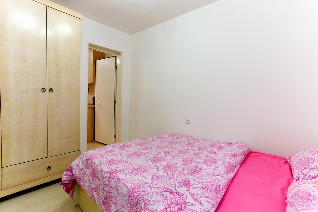 Apartments Petah Tiqwa Petach Tikva Room photo